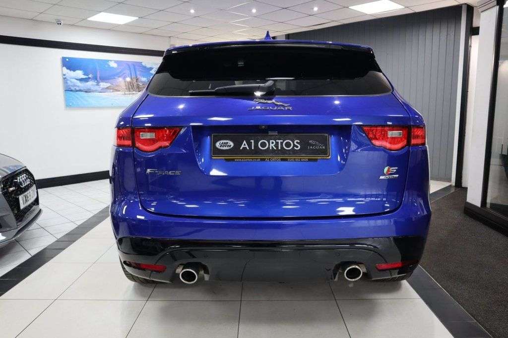 2019 JAGUAR F-PACE 2019 JAGUAR F-PACE