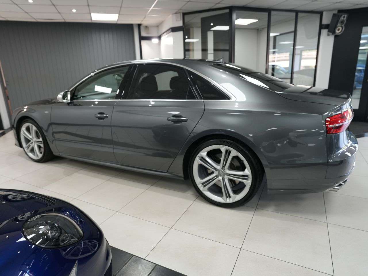 2015 AUDI S8 2015 AUDI S8