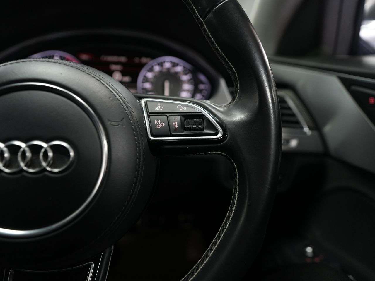 2015 AUDI S8 2015 AUDI S8