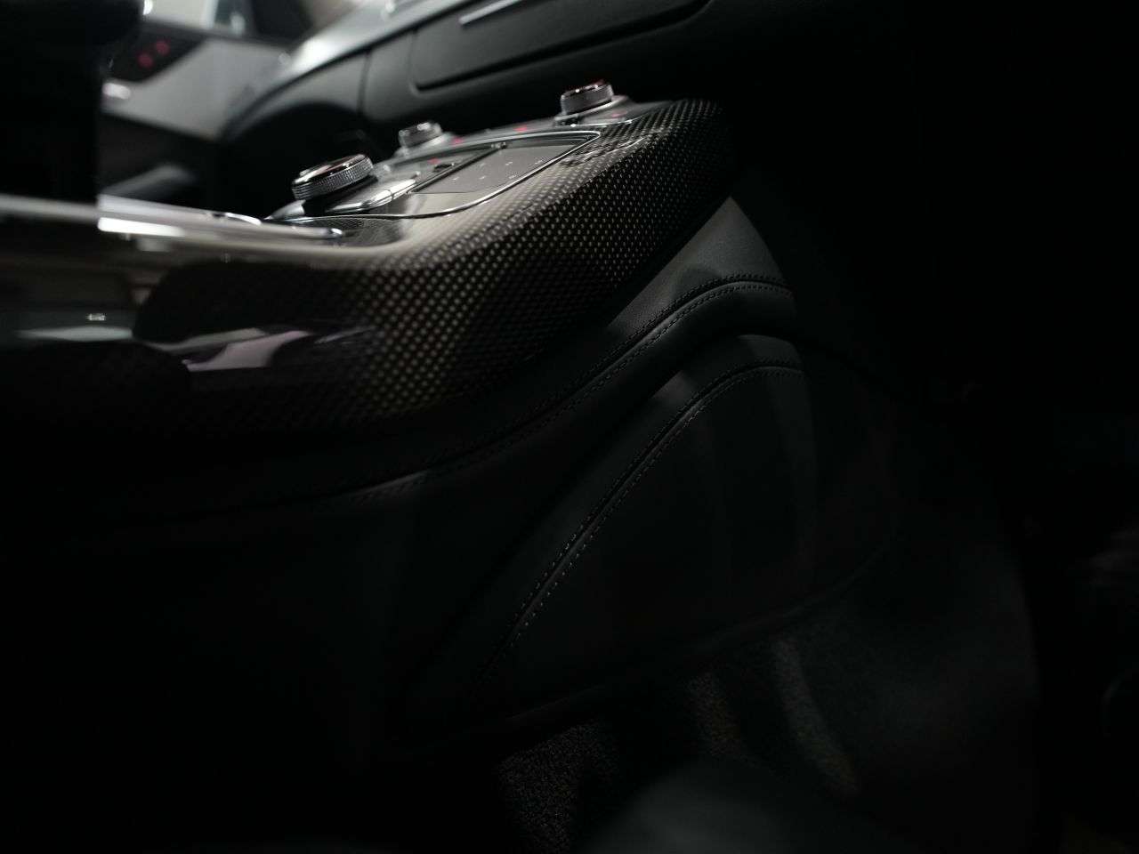 2015 AUDI S8 2015 AUDI S8