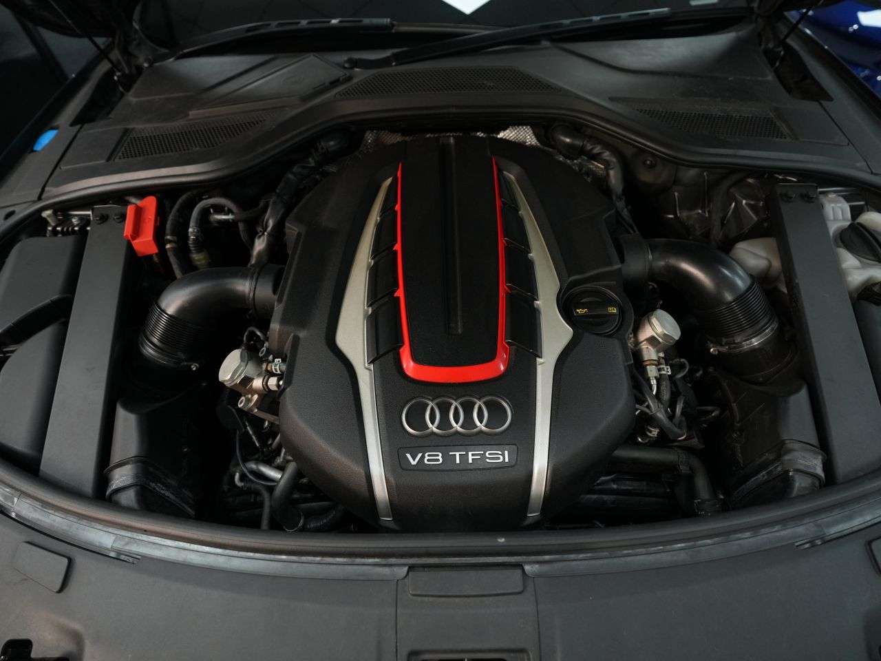 2015 AUDI S8 2015 AUDI S8