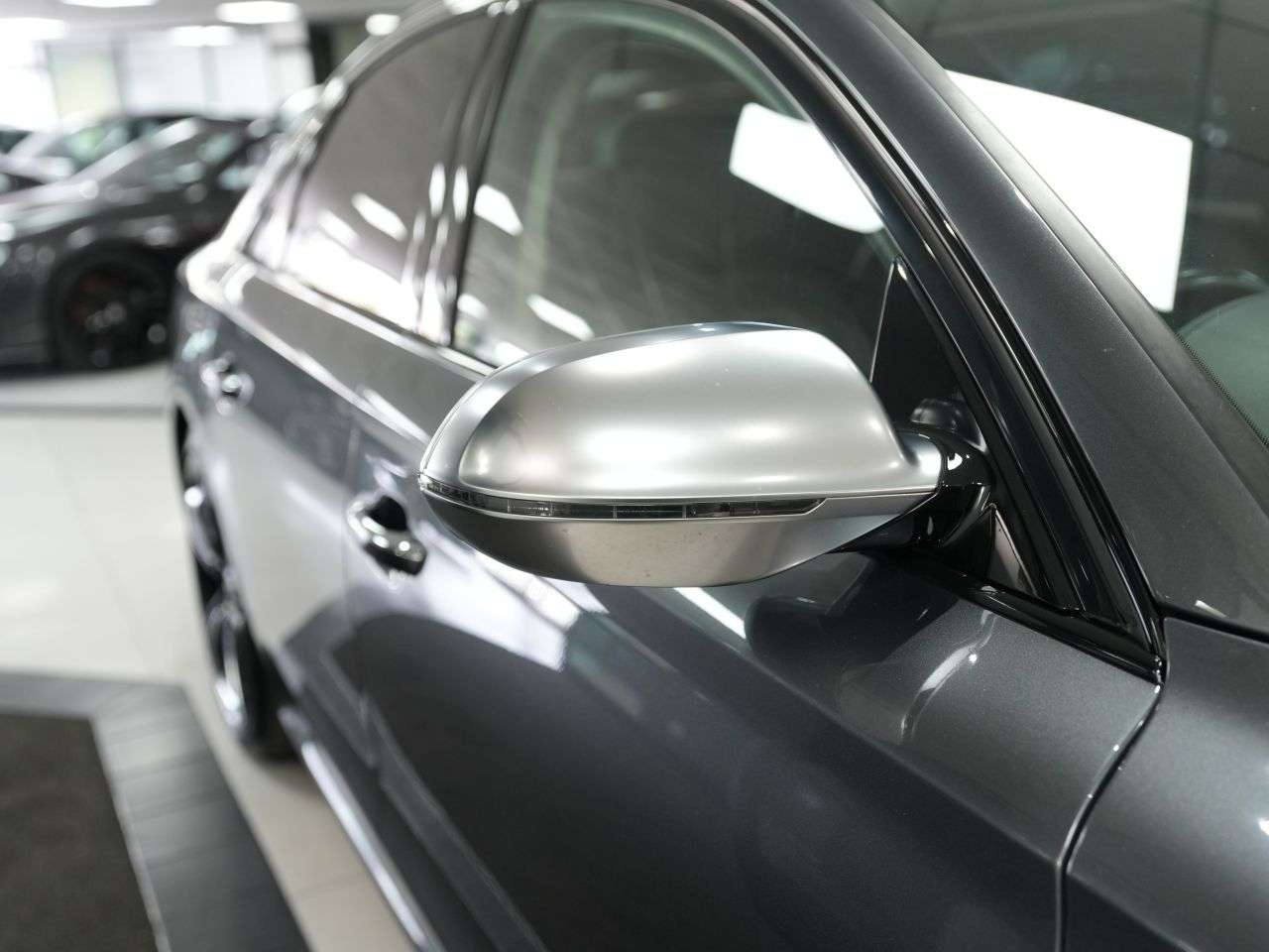 2015 AUDI S8 2015 AUDI S8