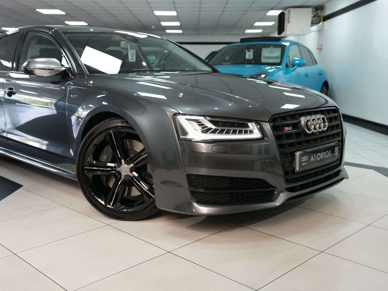 2015 AUDI S8 2015 AUDI S8