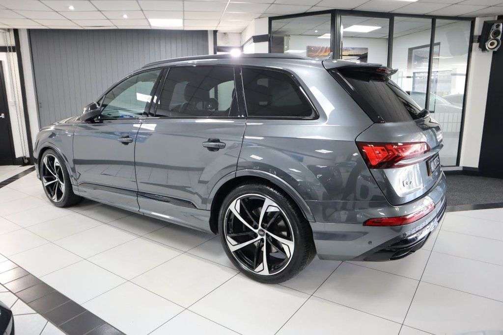 2022 AUDI Q7 2022 AUDI Q7