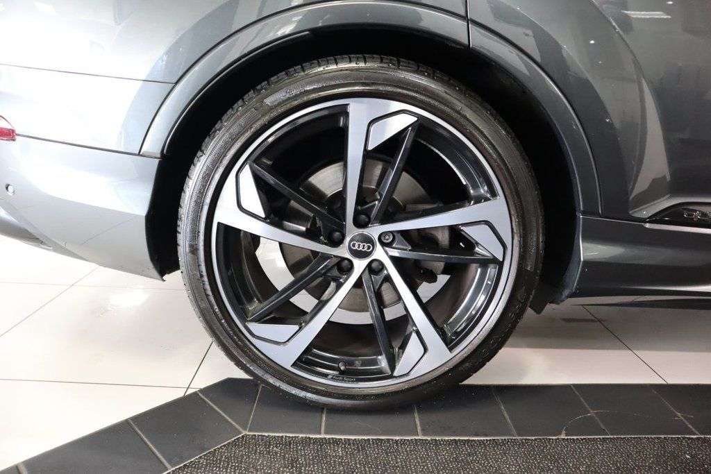 2022 AUDI Q7 2022 AUDI Q7