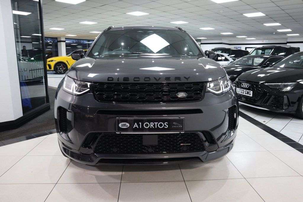 A 2022 LAND ROVER DISCOVERY SPORT 2.0 D200 MHEV Urban Edition SUV 5dr Diesel Auto 4WD Euro 6 (s/s) (204 ps) O A 2022 LAND ROVER DISCOVERY SPORT 2.0 D200 MHEV Urban Edition SUV 5dr Diesel Auto 4WD Euro 6 (s/s) (204 ps) O