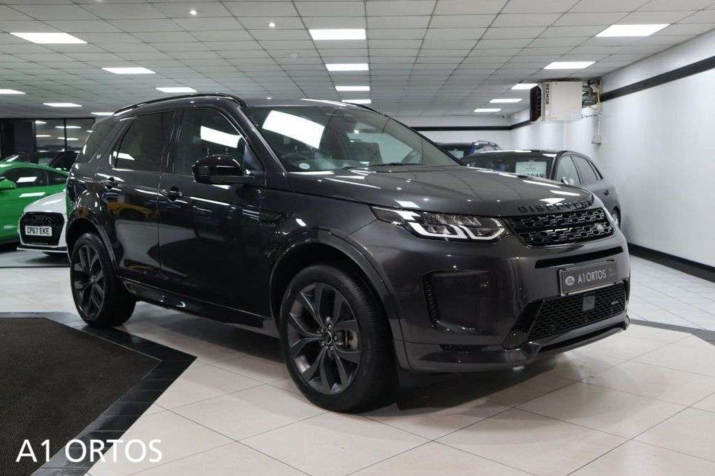 A 2022 LAND ROVER DISCOVERY SPORT 2.0 D200 MHEV Urban Edition SUV 5dr Diesel Auto 4WD Euro 6 (s/s) (204 ps) O A 2022 LAND ROVER DISCOVERY SPORT 2.0 D200 MHEV Urban Edition SUV 5dr Diesel Auto 4WD Euro 6 (s/s) (204 ps) O