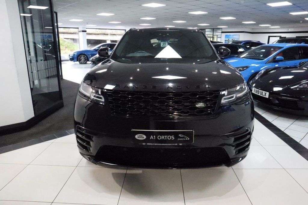 A 2022 LAND ROVER RANGE ROVER VELAR 2.0 D200 MHEV R-Dynamic HSE SUV 5dr Diesel Auto 4WD Euro 6 (s/s) (204 ps) 1 A 2022 LAND ROVER RANGE ROVER VELAR 2.0 D200 MHEV R-Dynamic HSE SUV 5dr Diesel Auto 4WD Euro 6 (s/s) (204 ps) 1