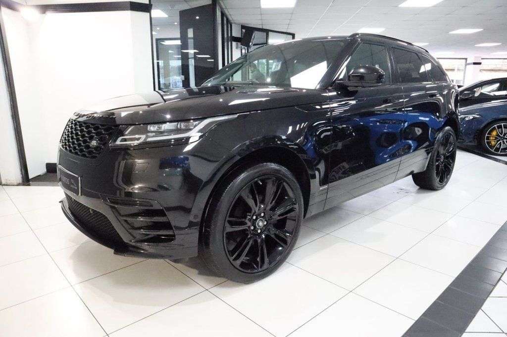 A 2022 LAND ROVER RANGE ROVER VELAR 2.0 D200 MHEV R-Dynamic HSE SUV 5dr Diesel Auto 4WD Euro 6 (s/s) (204 ps) 1 A 2022 LAND ROVER RANGE ROVER VELAR 2.0 D200 MHEV R-Dynamic HSE SUV 5dr Diesel Auto 4WD Euro 6 (s/s) (204 ps) 1