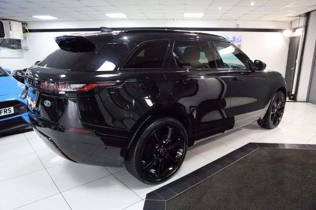 2022 LAND ROVER RANGE ROVER VELAR 2022 LAND ROVER RANGE ROVER VELAR