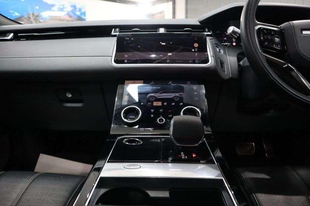 2022 LAND ROVER RANGE ROVER VELAR 2022 LAND ROVER RANGE ROVER VELAR