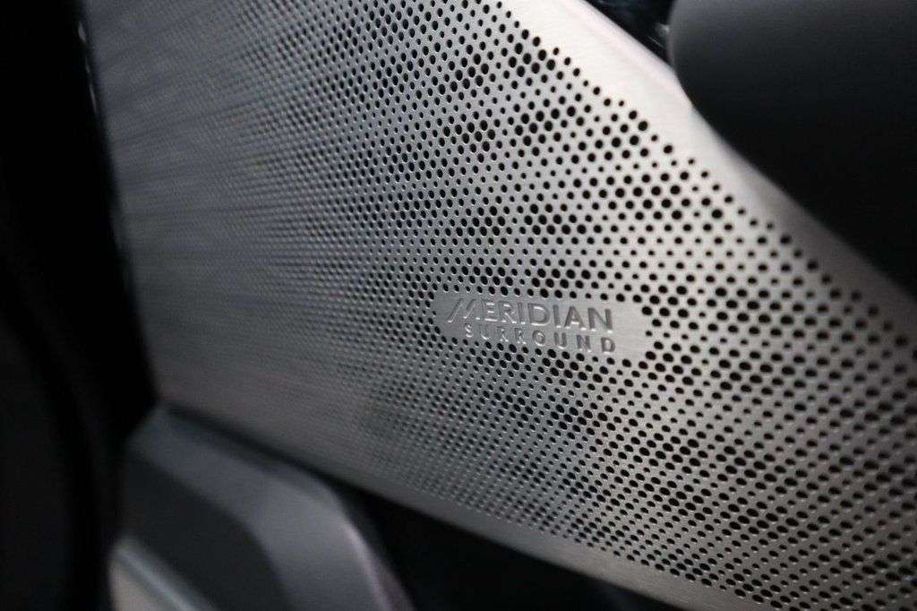 2022 LAND ROVER RANGE ROVER VELAR 2022 LAND ROVER RANGE ROVER VELAR
