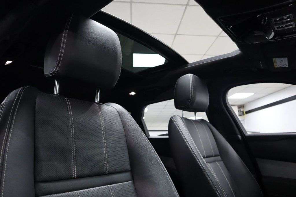 2023 LAND ROVER RANGE ROVER VELAR 2023 LAND ROVER RANGE ROVER VELAR