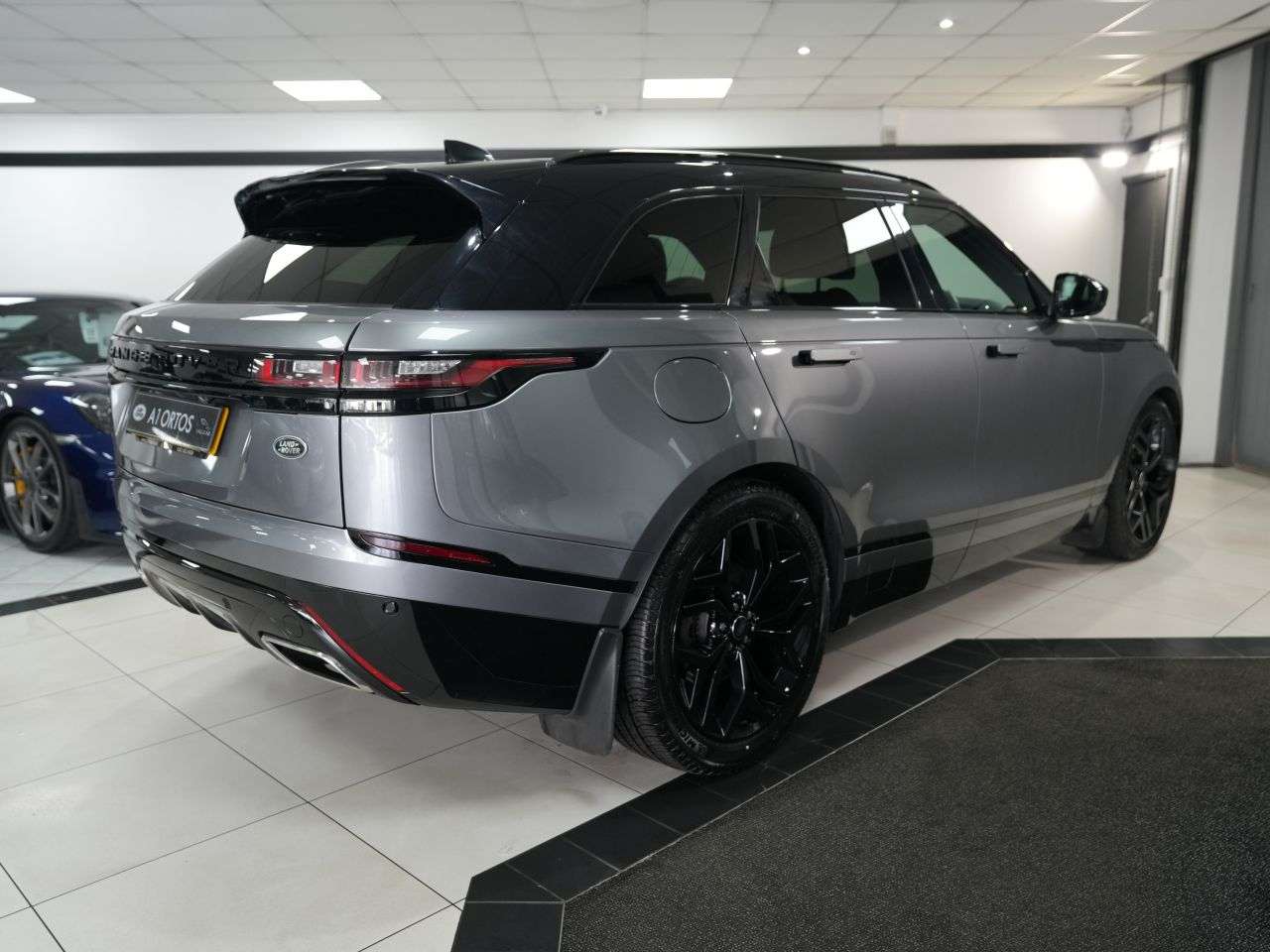 2023 LAND ROVER RANGE ROVER VELAR 2023 LAND ROVER RANGE ROVER VELAR