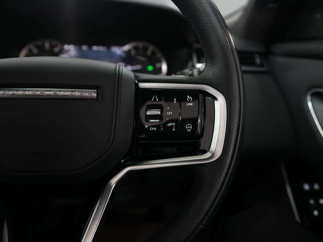 2023 LAND ROVER RANGE ROVER VELAR 2023 LAND ROVER RANGE ROVER VELAR