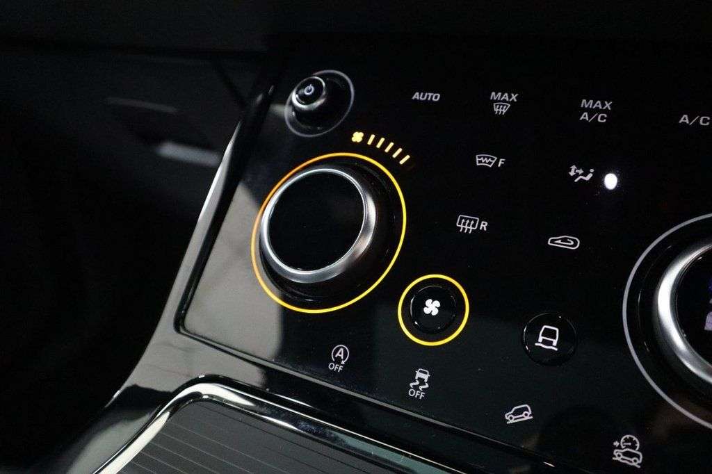 2022 LAND ROVER RANGE ROVER EVOQUE 2022 LAND ROVER RANGE ROVER EVOQUE