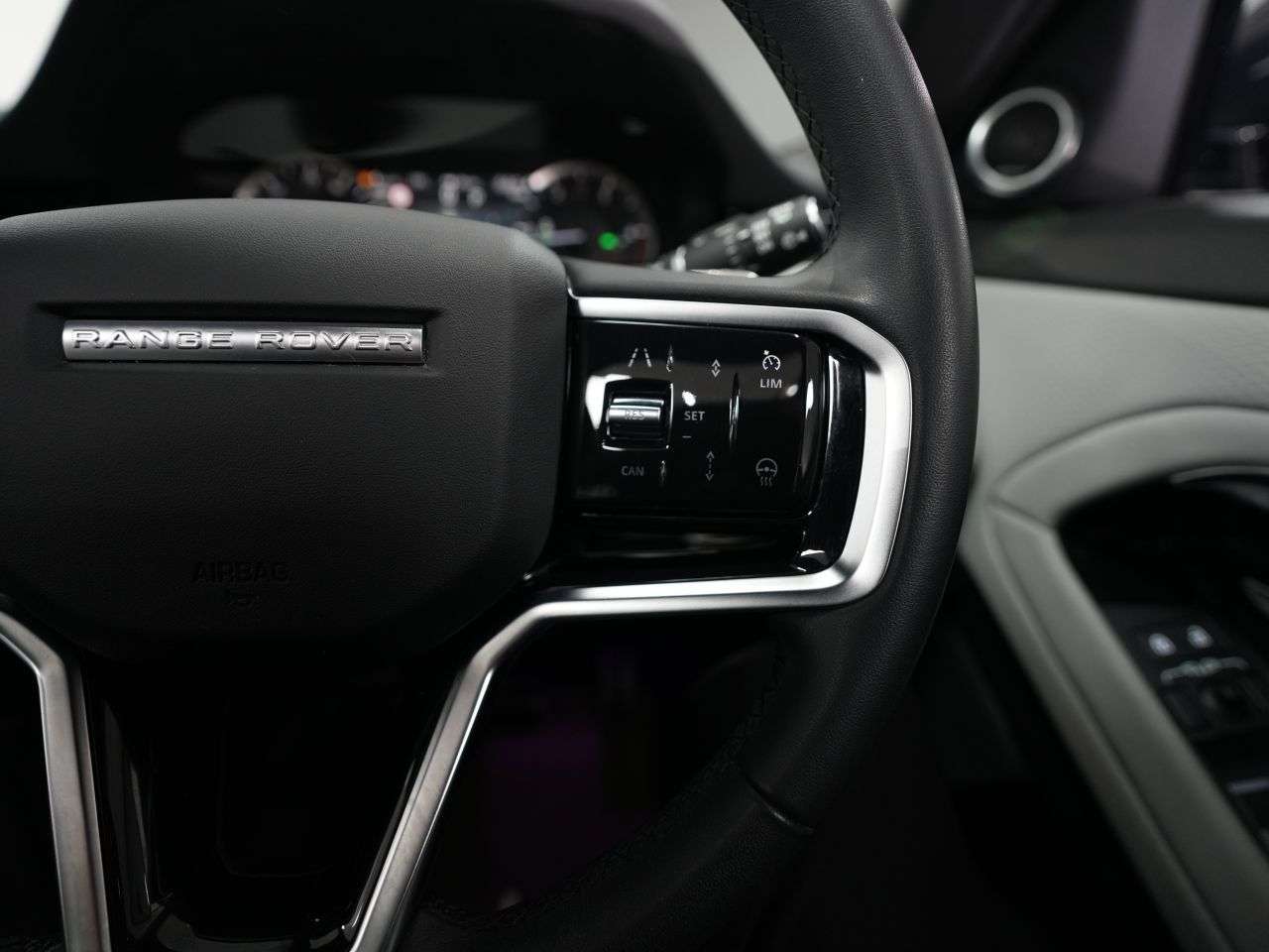 2022 LAND ROVER RANGE ROVER EVOQUE 2022 LAND ROVER RANGE ROVER EVOQUE