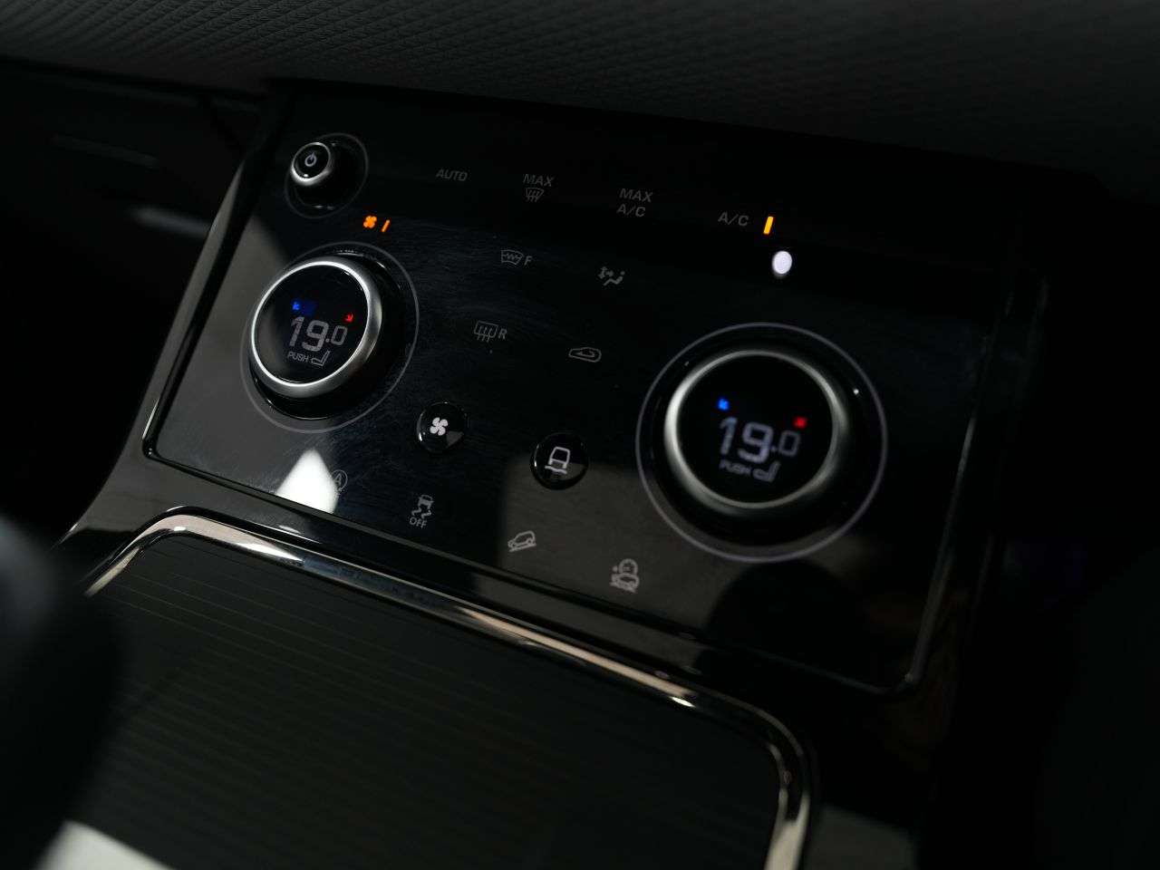 2022 LAND ROVER RANGE ROVER EVOQUE 2022 LAND ROVER RANGE ROVER EVOQUE