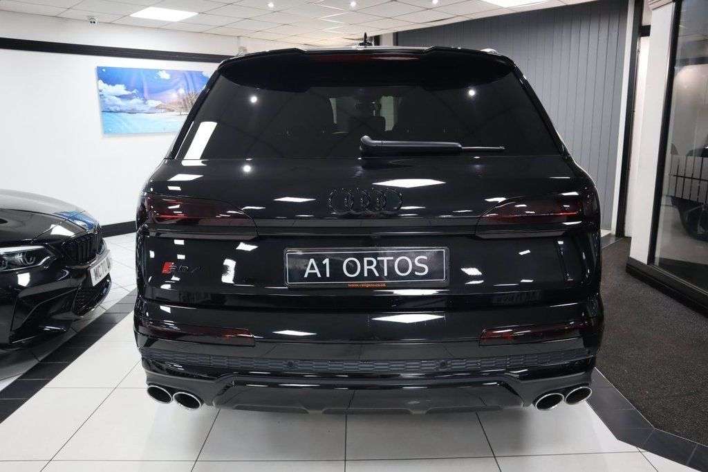 2023 AUDI SQ7 2023 AUDI SQ7