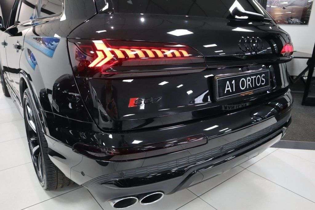 2023 AUDI SQ7 2023 AUDI SQ7