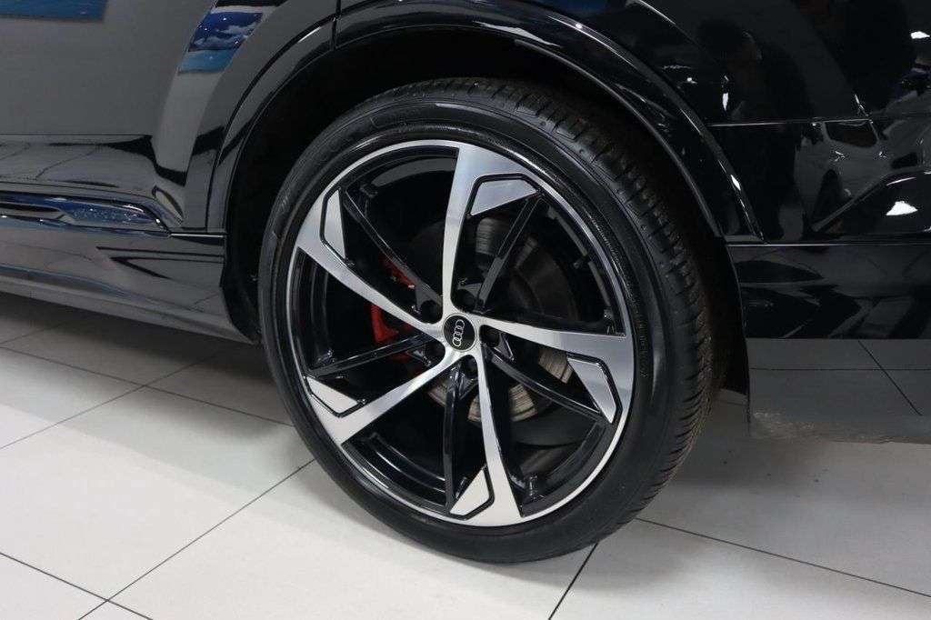 2023 AUDI SQ7 2023 AUDI SQ7