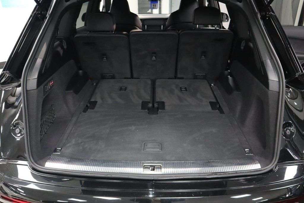 2023 AUDI SQ7 2023 AUDI SQ7