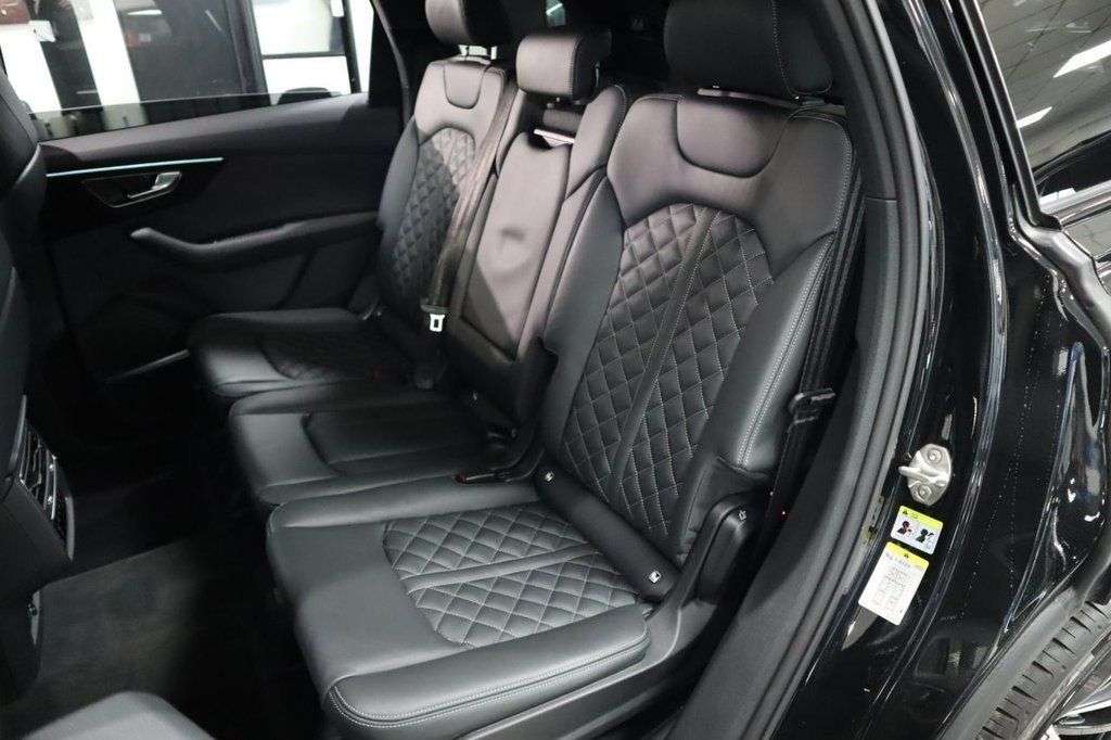 2023 AUDI SQ7 2023 AUDI SQ7