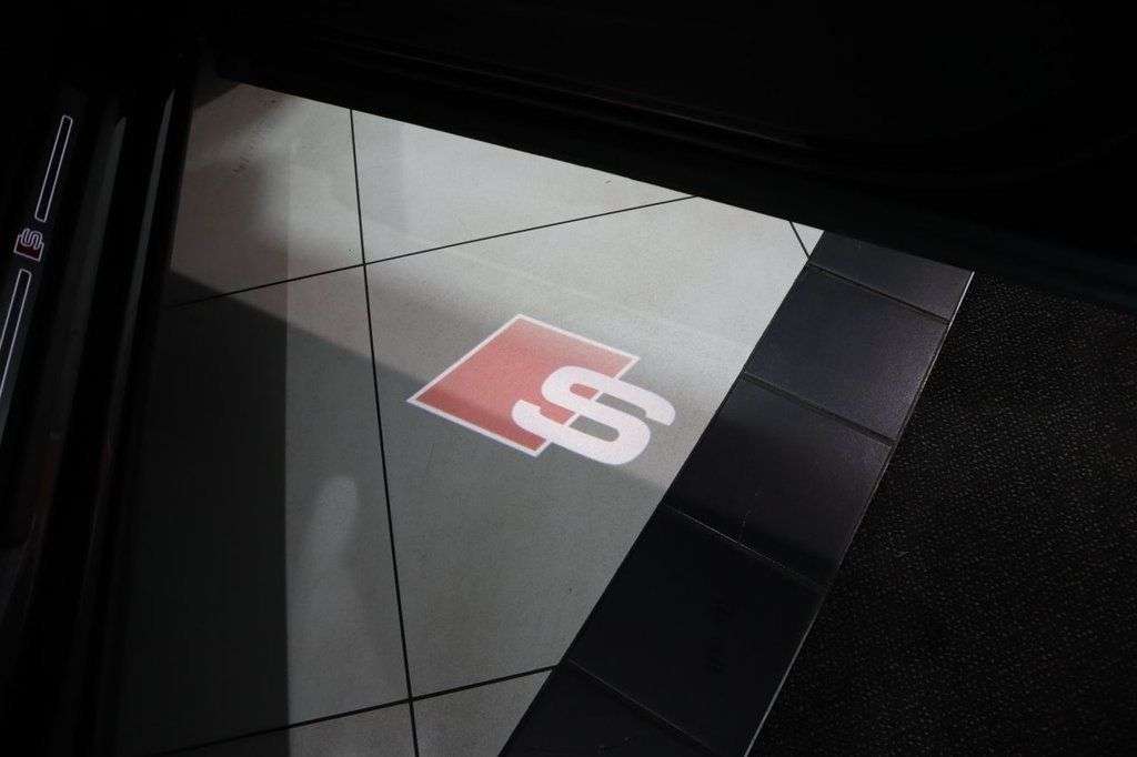 2023 AUDI SQ7 2023 AUDI SQ7