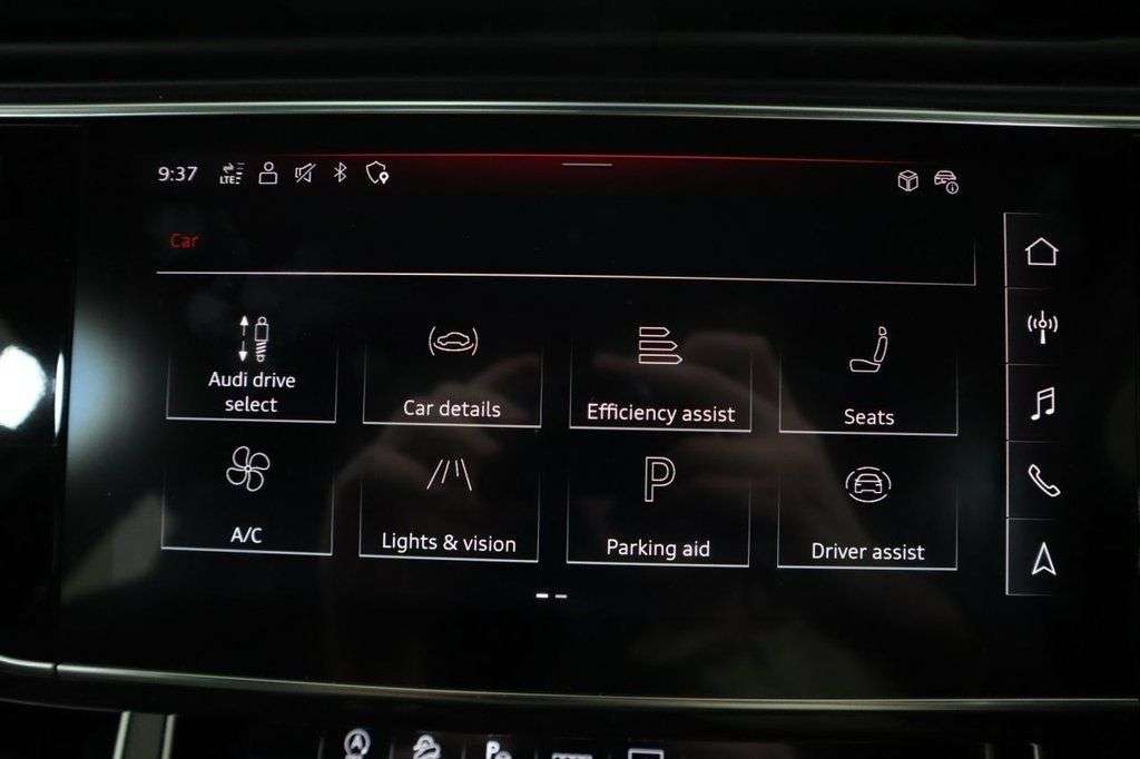2023 AUDI SQ7 2023 AUDI SQ7