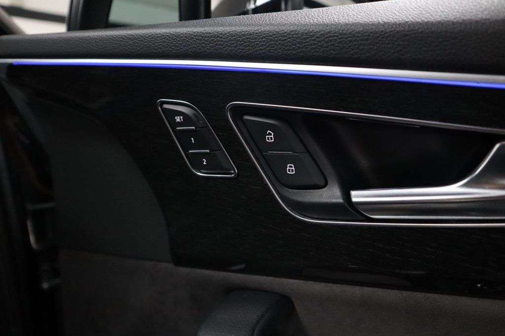 2023 AUDI SQ7 2023 AUDI SQ7