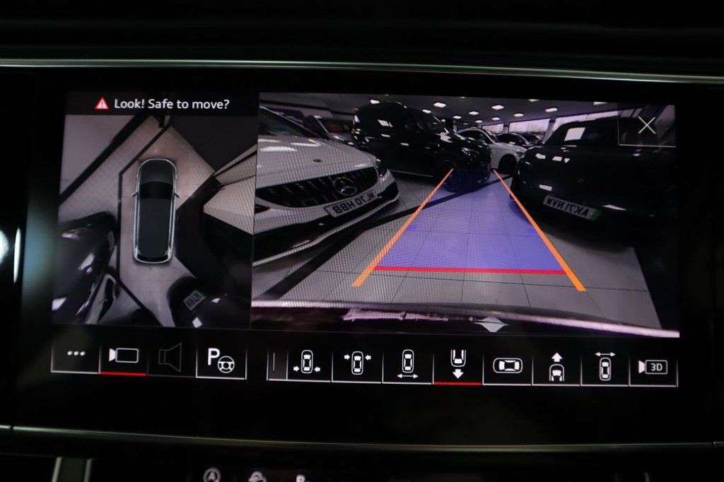 2023 AUDI SQ7 2023 AUDI SQ7
