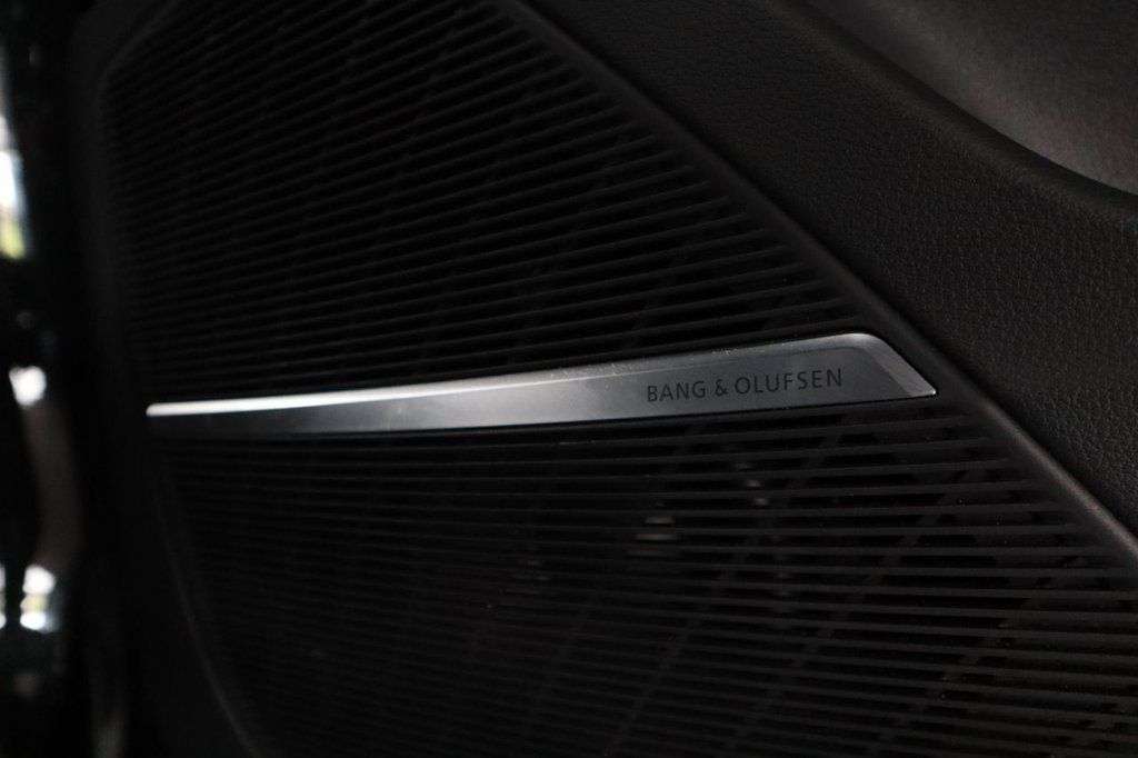 2023 AUDI SQ7 2023 AUDI SQ7