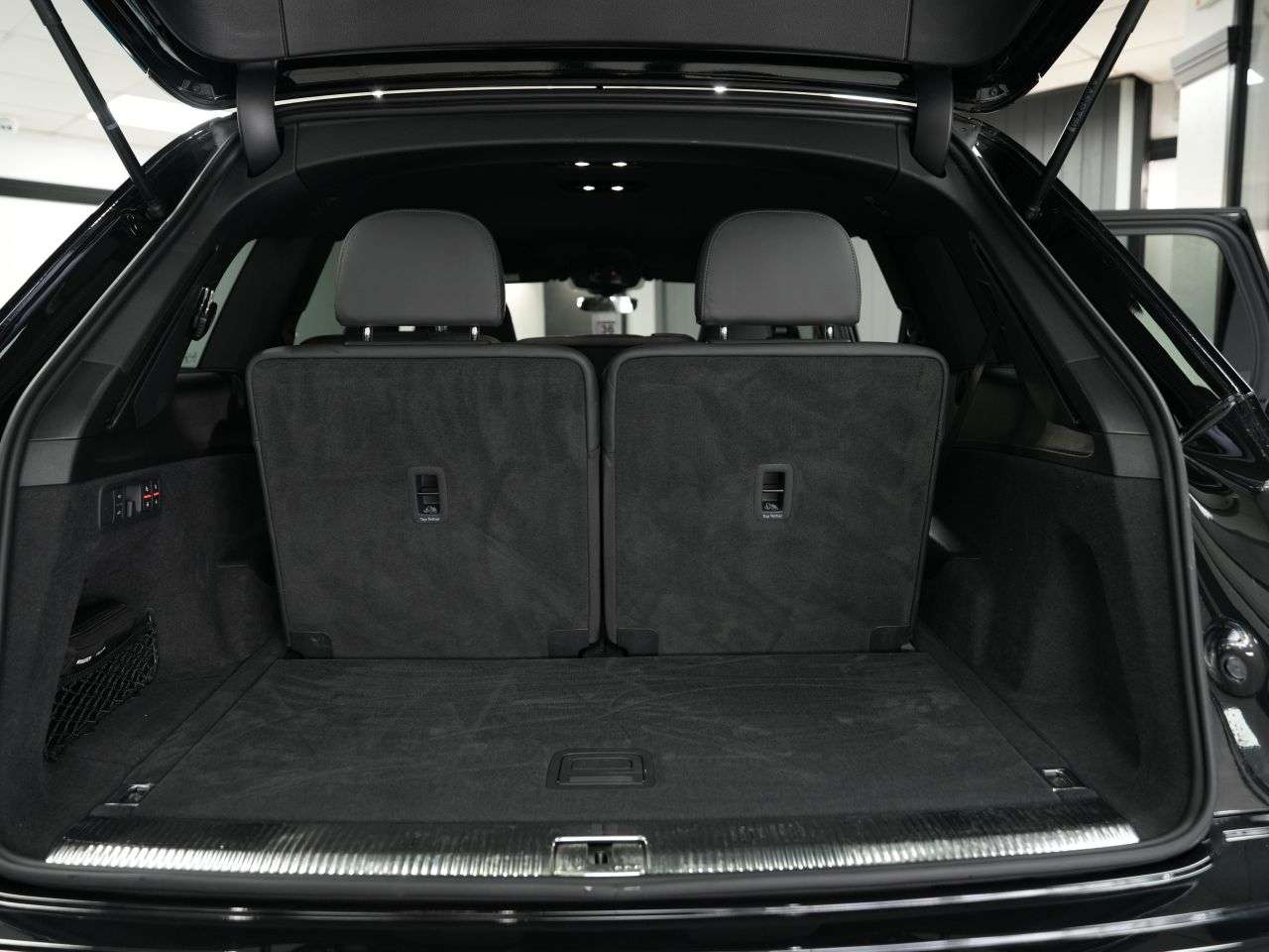 2023 AUDI SQ7 2023 AUDI SQ7