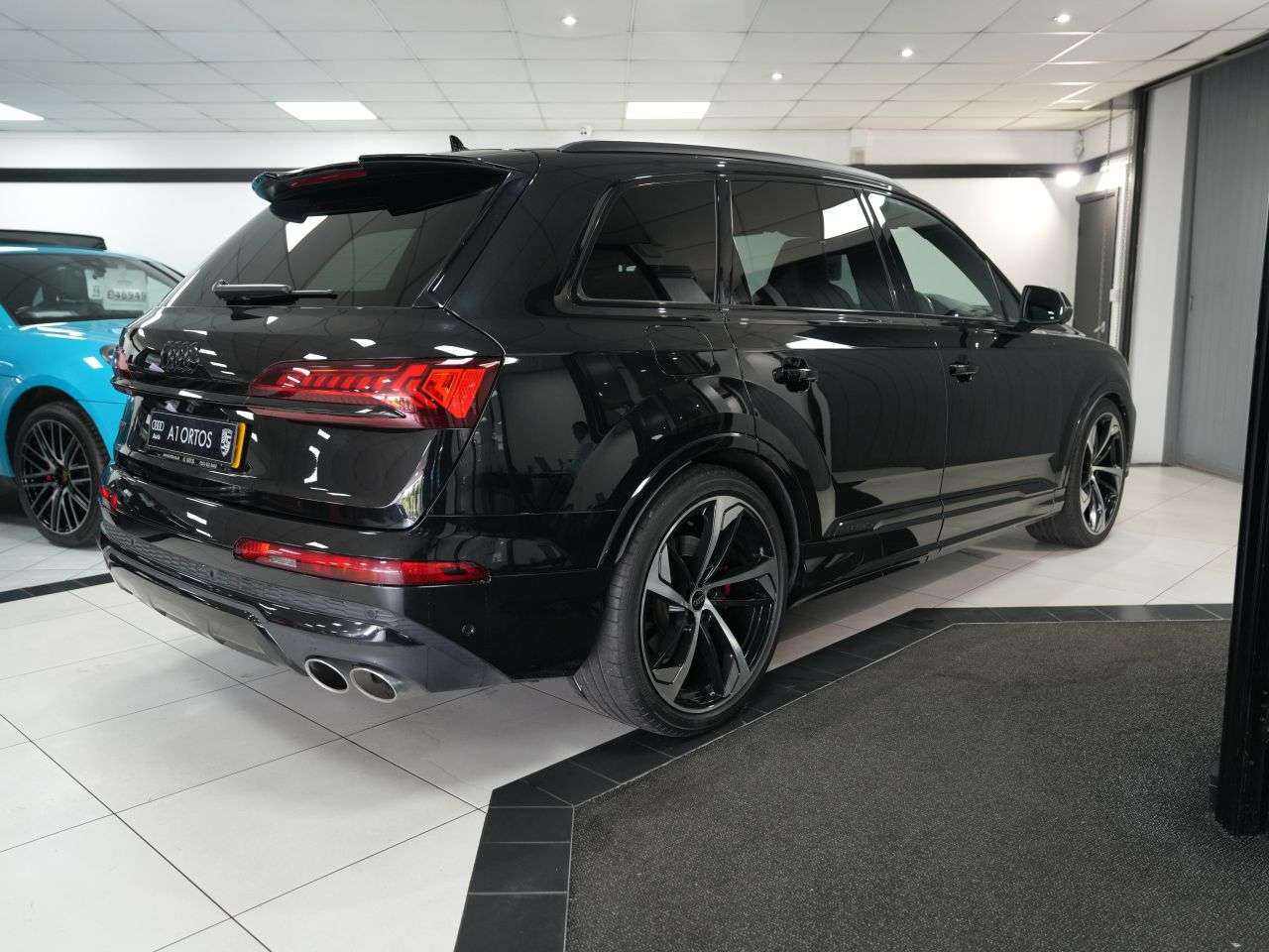 2023 AUDI SQ7 2023 AUDI SQ7
