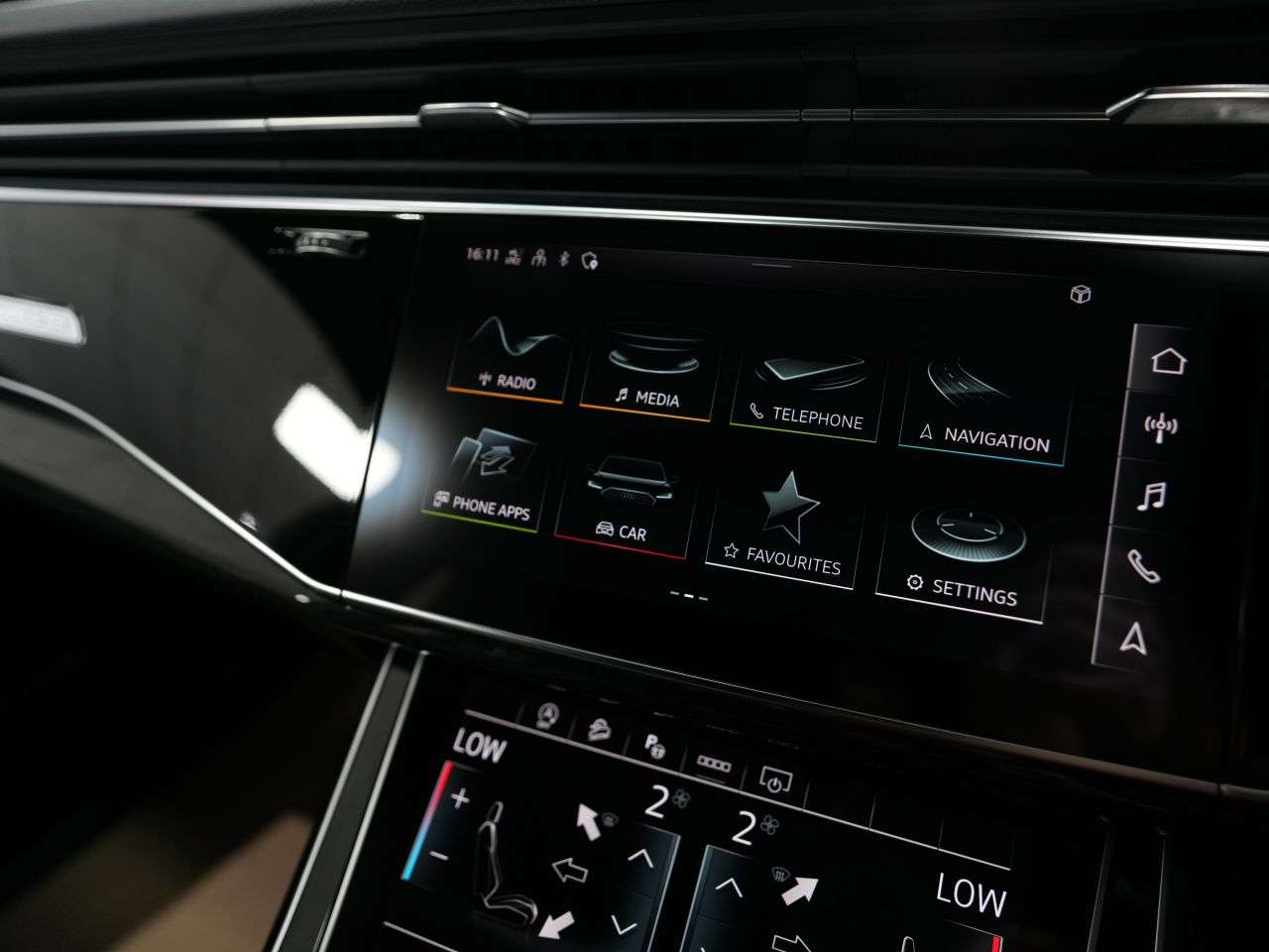 2023 AUDI SQ7 2023 AUDI SQ7