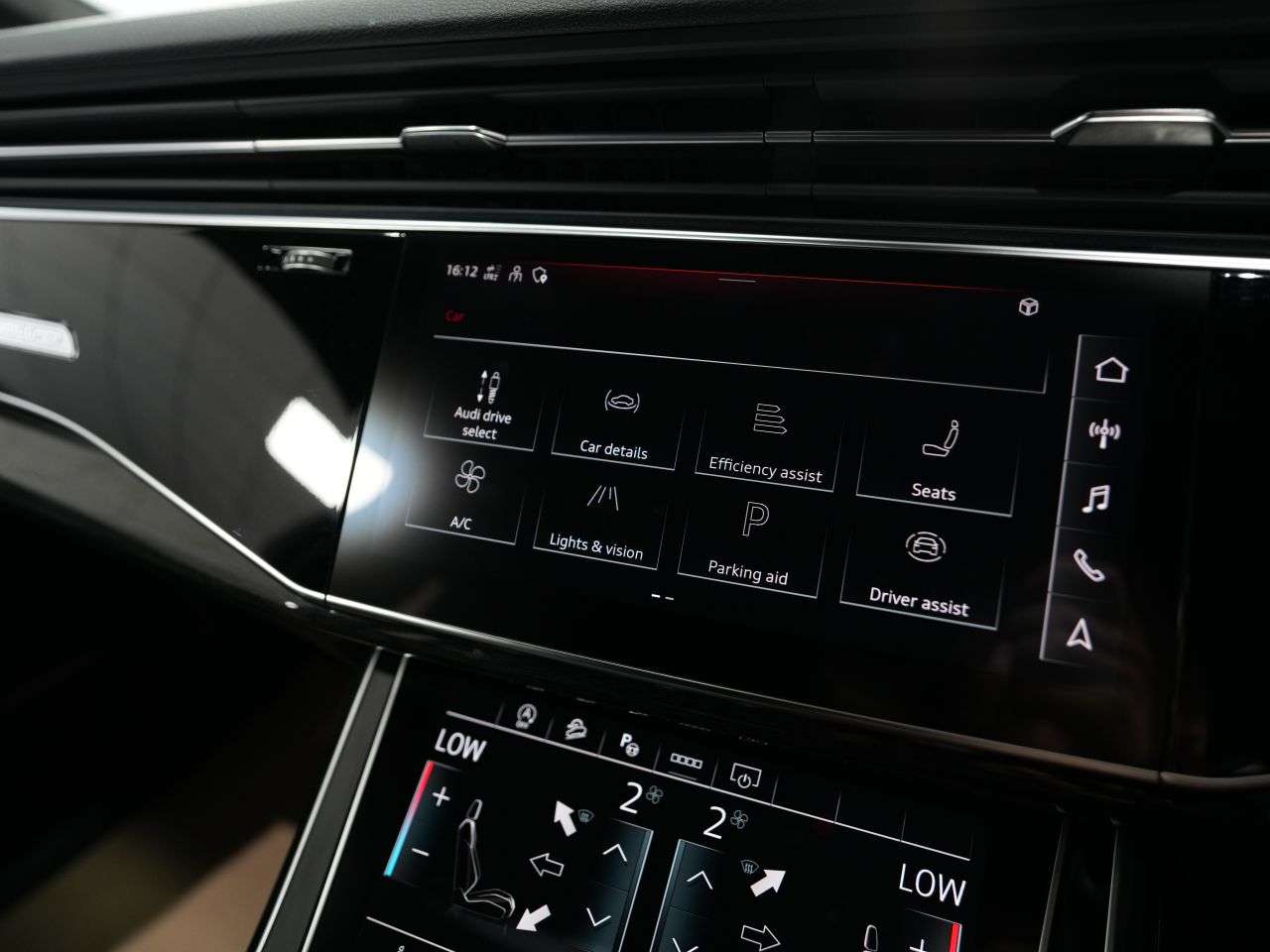 2023 AUDI SQ7 2023 AUDI SQ7