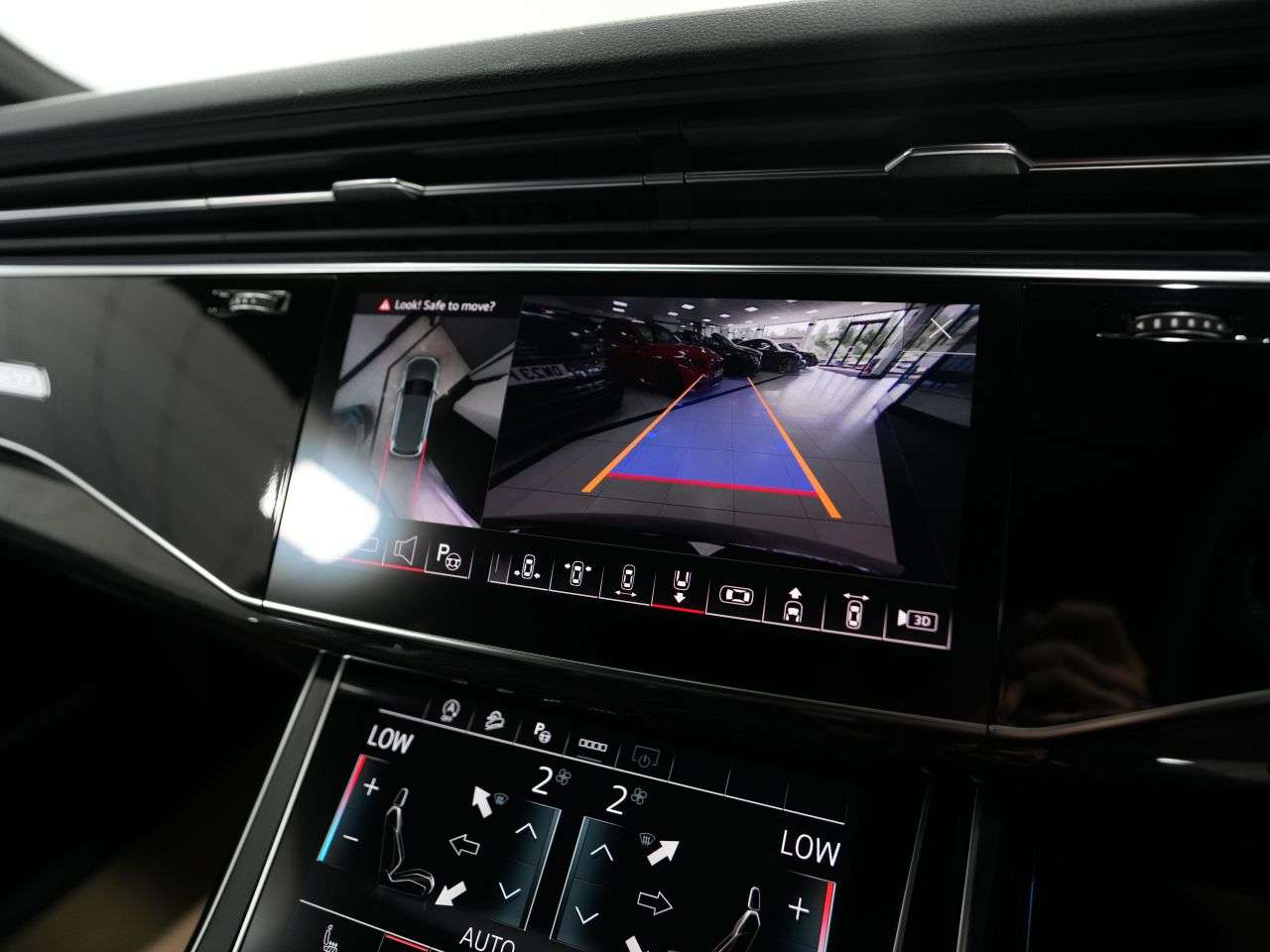 2023 AUDI SQ7 2023 AUDI SQ7
