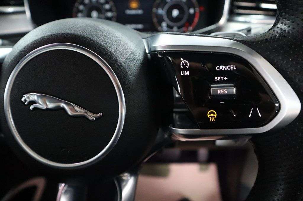 2021 JAGUAR F-PACE 2021 JAGUAR F-PACE