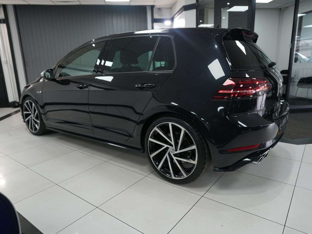 2018 VOLKSWAGEN GOLF 2018 VOLKSWAGEN GOLF