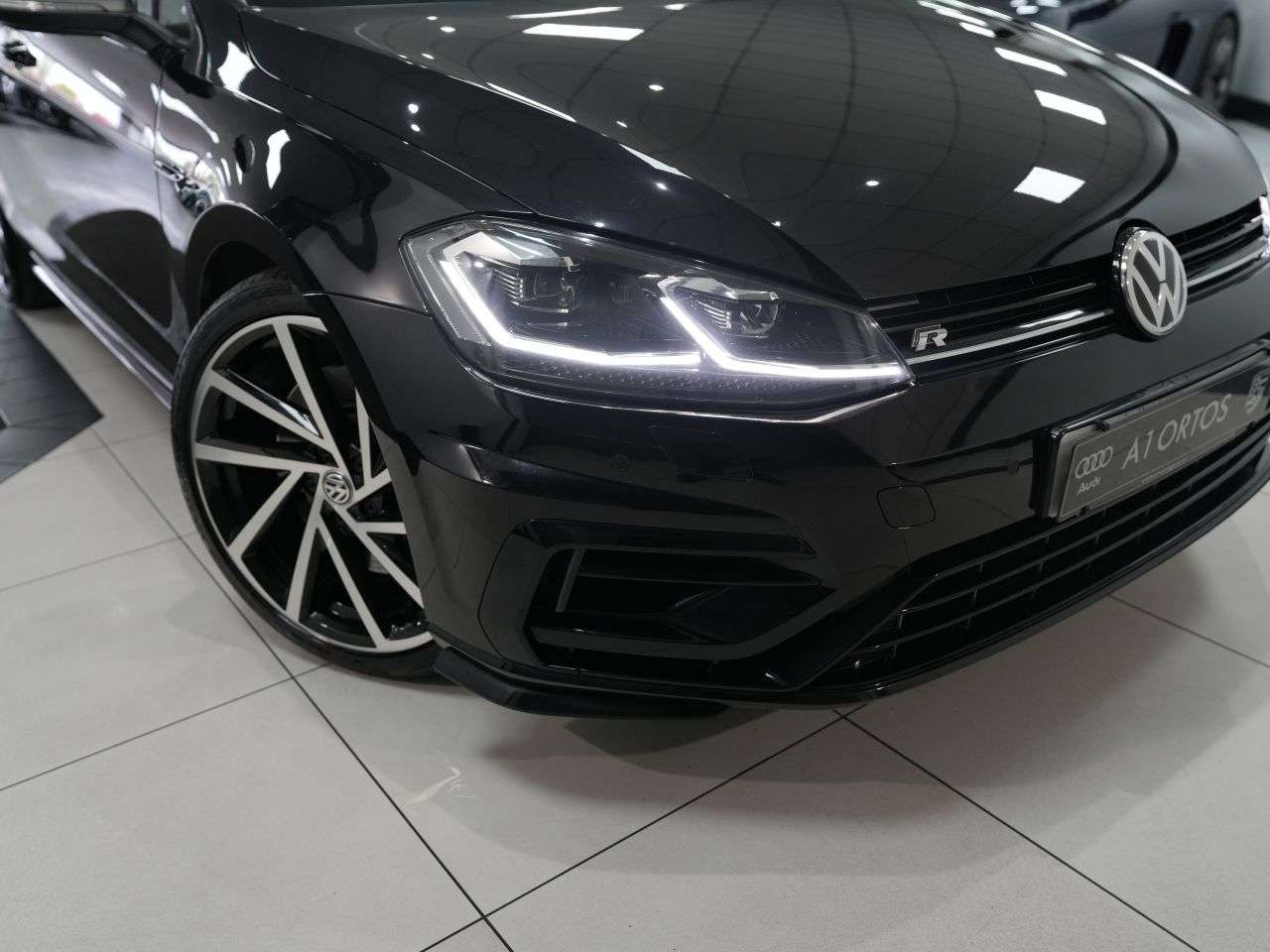 2018 VOLKSWAGEN GOLF 2018 VOLKSWAGEN GOLF