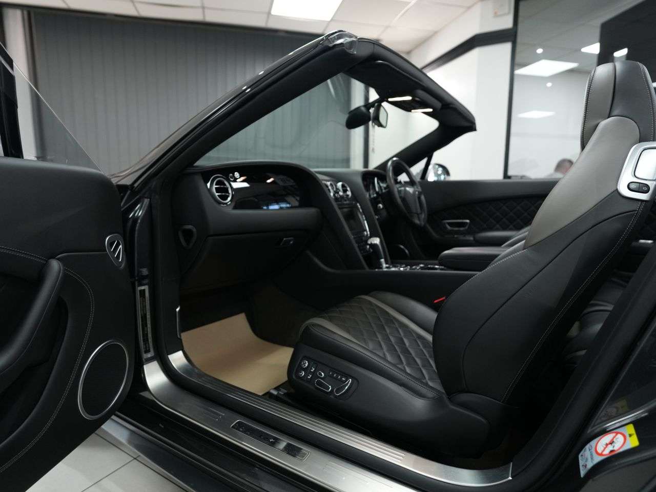 2017 BENTLEY CONTINENTAL 2017 BENTLEY CONTINENTAL