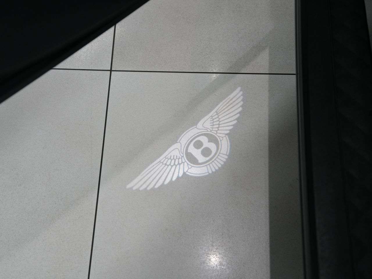 2020 BENTLEY BENTAYGA 2020 BENTLEY BENTAYGA