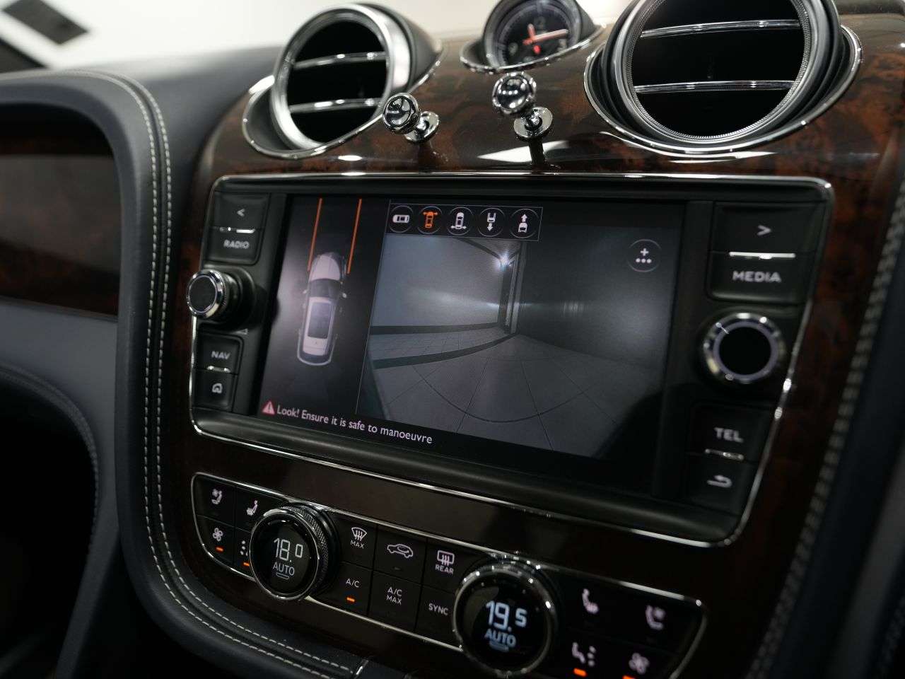 2020 BENTLEY BENTAYGA 2020 BENTLEY BENTAYGA