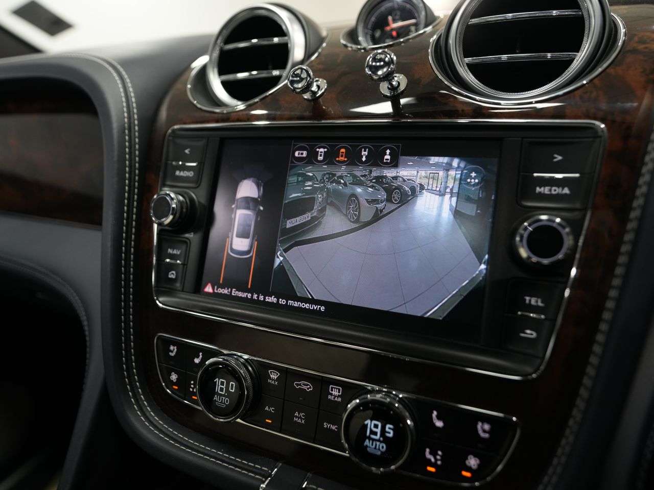 2020 BENTLEY BENTAYGA 2020 BENTLEY BENTAYGA