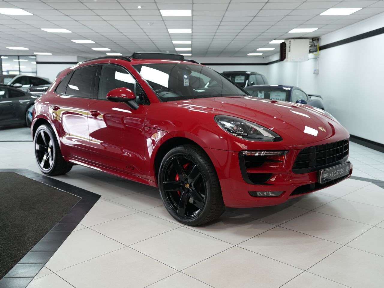 A 2018 PORSCHE MACAN GTS PDK A 2018 PORSCHE MACAN GTS PDK