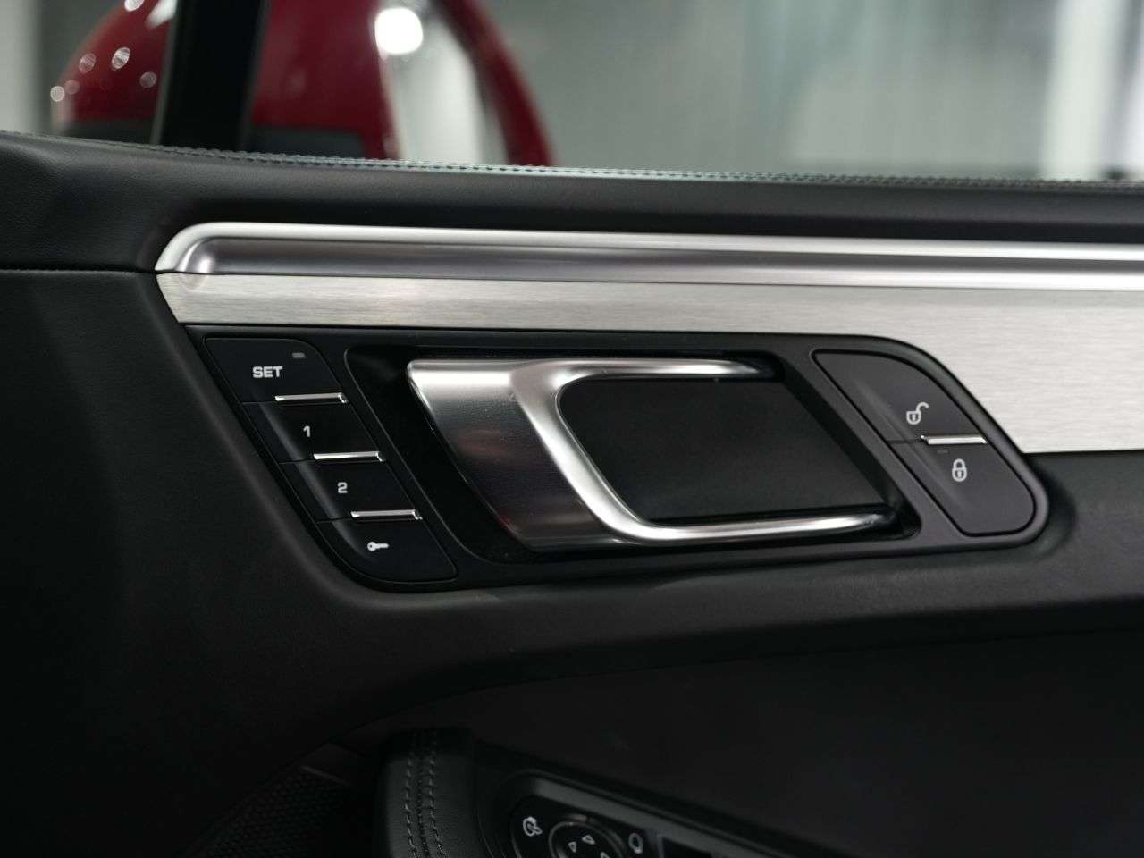 2018 PORSCHE MACAN 2018 PORSCHE MACAN