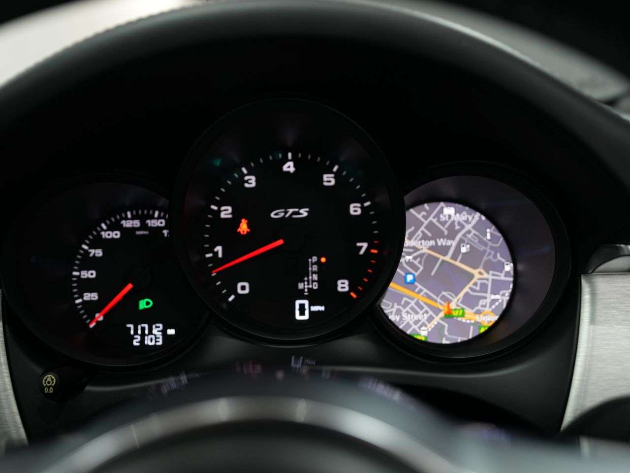 2018 PORSCHE MACAN 2018 PORSCHE MACAN
