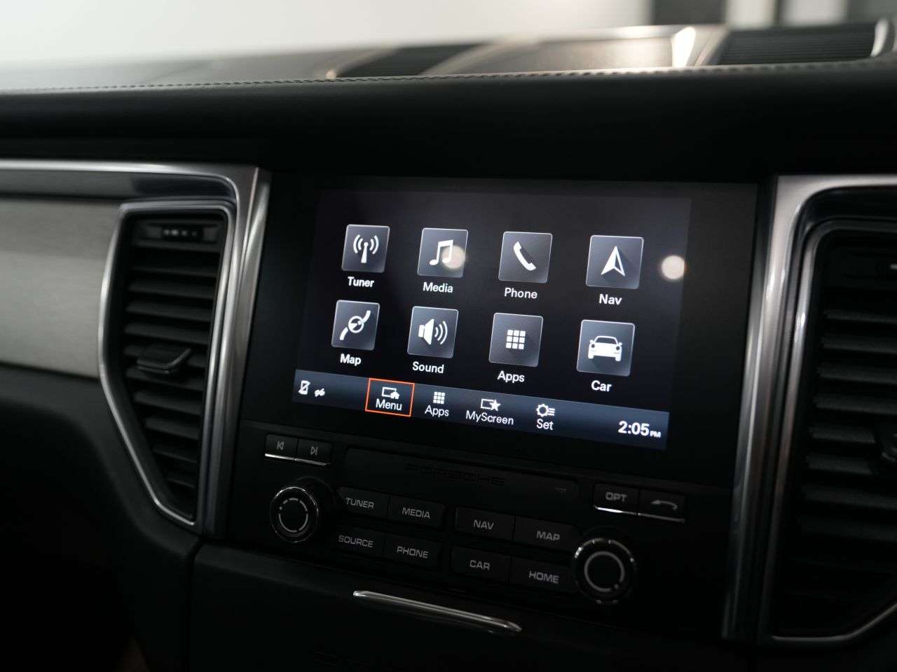 2018 PORSCHE MACAN 2018 PORSCHE MACAN