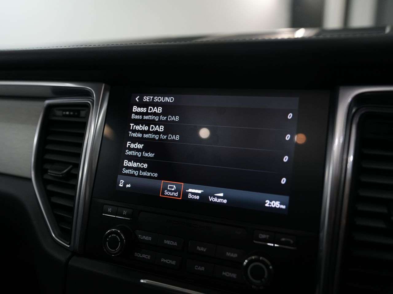 2018 PORSCHE MACAN 2018 PORSCHE MACAN