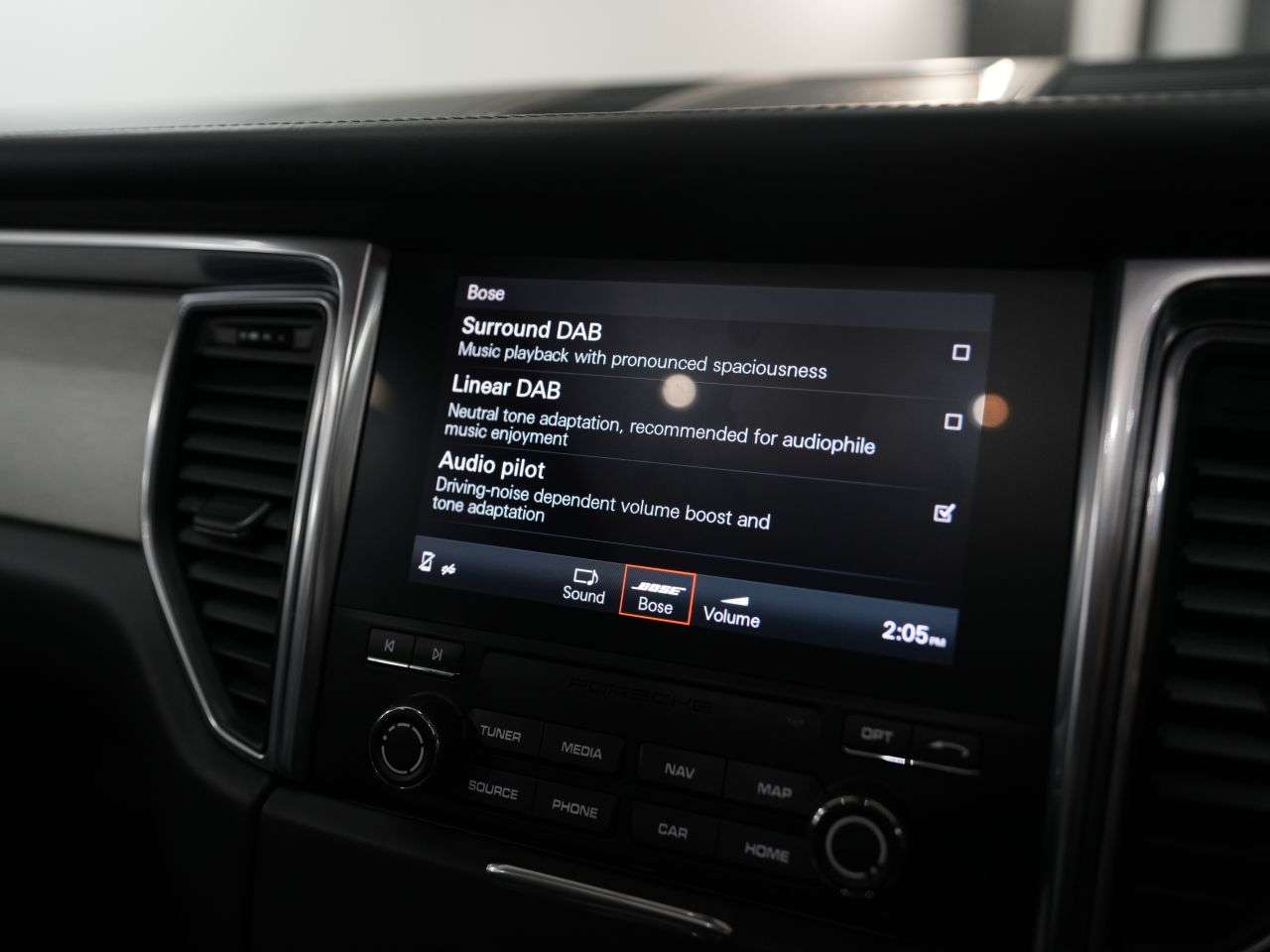 2018 PORSCHE MACAN 2018 PORSCHE MACAN